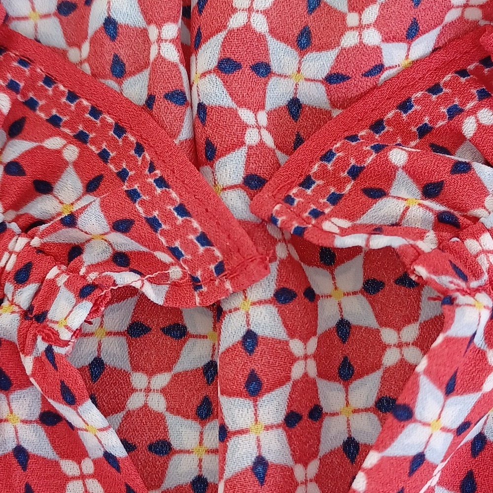 Max Studio Womens Red Geometric Floral Smocked V-Neck Flutter Sleeve Blouse M - Picture 8 of 13